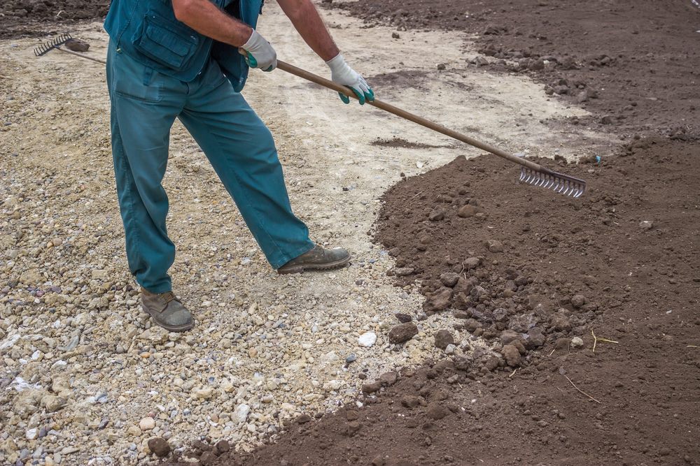 How Much Does A Yard Of Topsoil Weigh