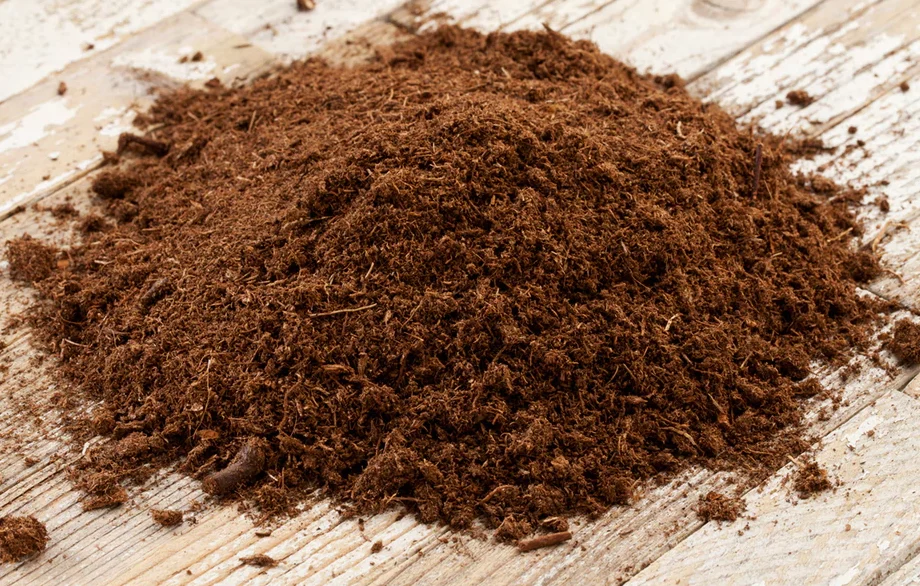 Mix Peat Moss with Soil